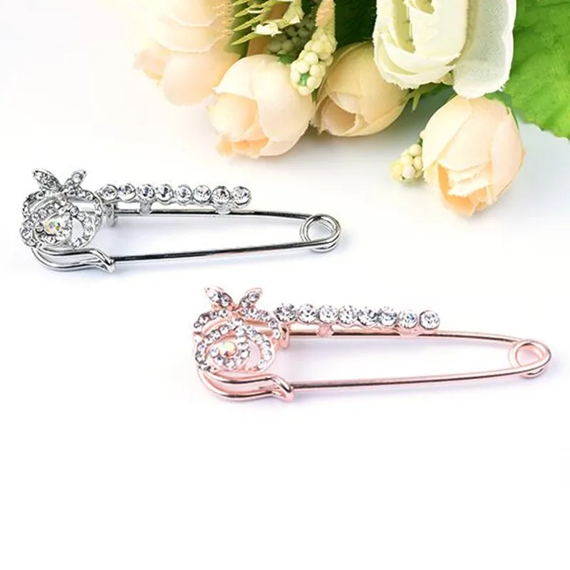 

Fashion Crystal Rose Flower Brooch Pin Rhinestone Alloy Rose Brooches Christmas Gift Men broche Hijab Pins Suit Scarves Corsage