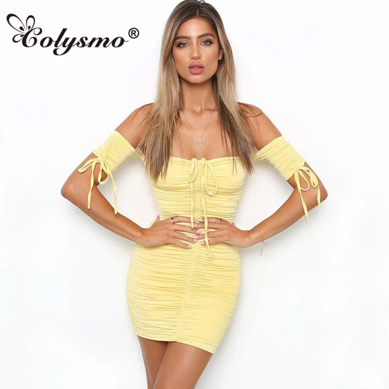 Colysmo с открытыми плечами короткий рукав бюстгальтер сексуальное платье Pleat пакет хип Тонкий весенние платья Для женщин Drawstring Бретели для