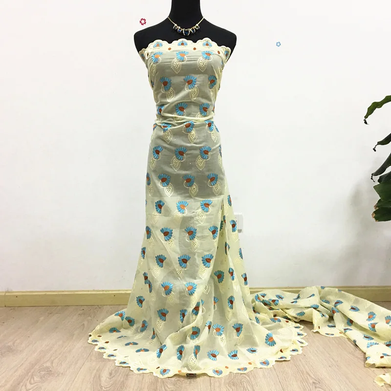 

Hollowed out design with 1003 good quality white color Swiss Voile Lace Fabric small flowers cotton fabric for party dress