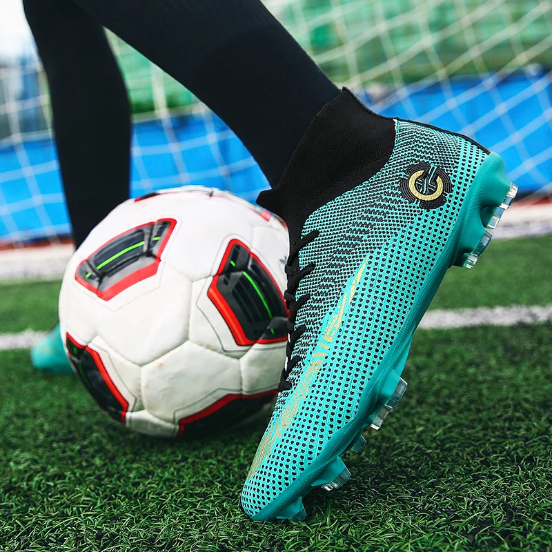 Tanie Nowi dorośli męskie odkryte buty korki piłkarskie wysokie góry TF buty piłkarskie fg sporty treningowe trampki buty Plus rozmiar 35 48