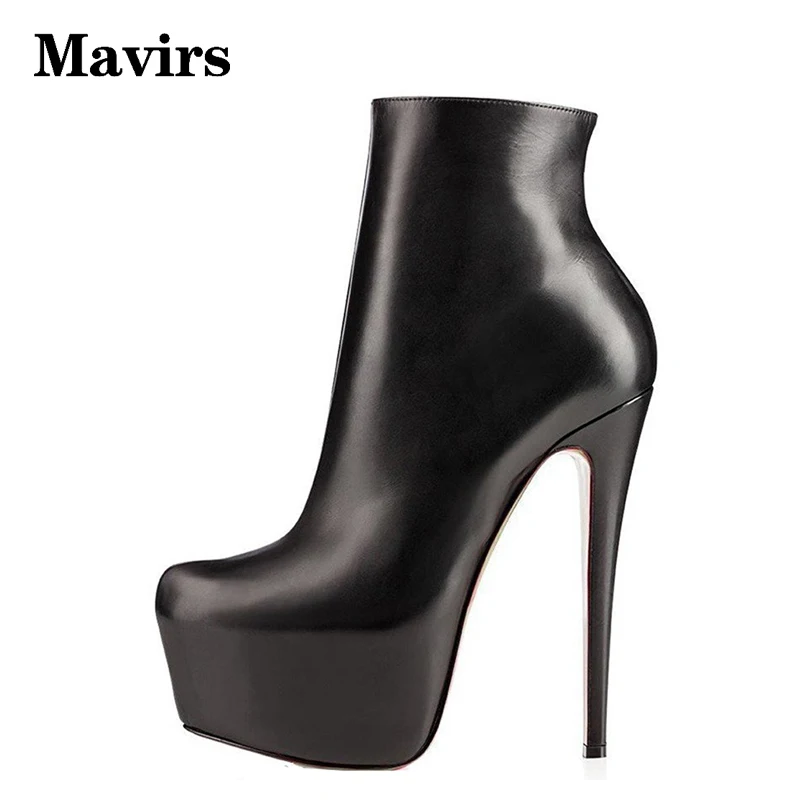 sapatos altos fechados