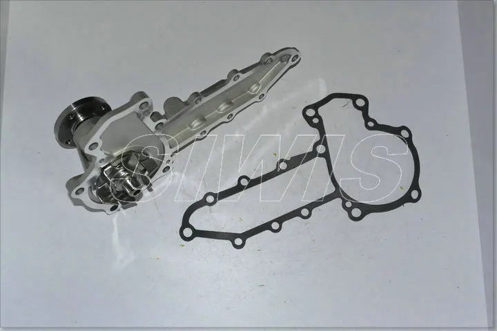 Водяной насос 25-15568-00SV 6685105 1A051-73032 1A051-73030 1A051-73035 для V2403 V2203 Kx91-3R1-Kx121-3 (V1503) V2403-M-DI |