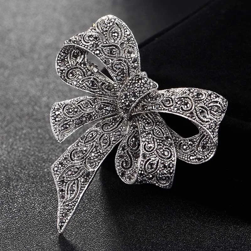 

Blucome Women Vintage Bowknot Brooches Jewelry Perfect Rhinestone Crystal Pin Brooch For Women Wedding Jewelry Bridal Broches