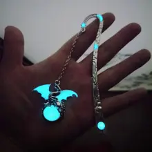 Светящиеся солнце и луна звезды закладки Ретро светящиеся металлические закладки флуоресцентная подвеска Птерозавр украшения