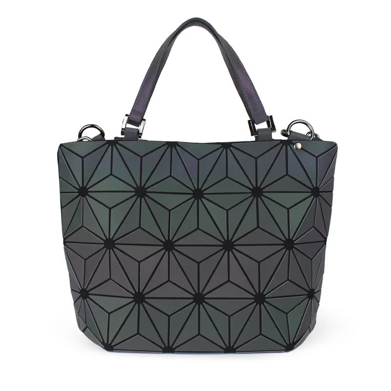 

2019 New Luminous Bag Women Geometry Diamond Tote Folding Shoulder Bags Laser Plain Folding Handbags Hologram Female Purse Bolso