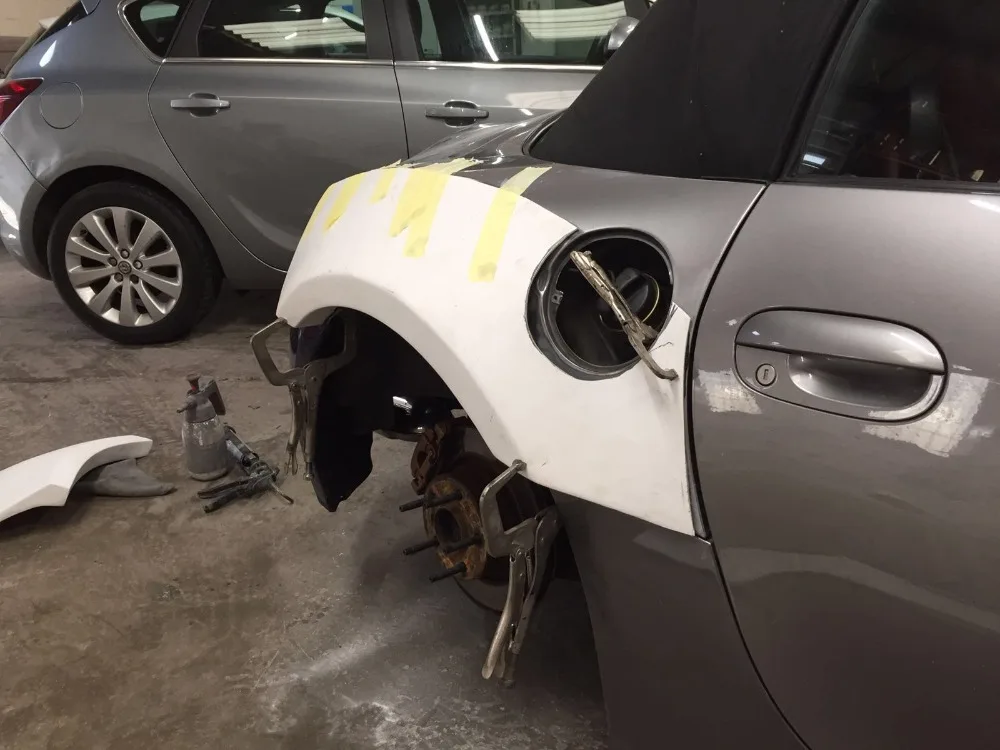 2003-2005 BMW Z4 E85 40mm Fender Flares (Rear) 6Pcs (5)