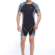Хорошее качество пользовательские мужские фитнес Бег сжатия комплект костюм Шорты+ футболка