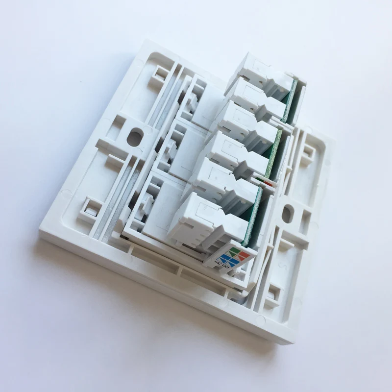 86 Style 3 x RJ45 Socket pic 8