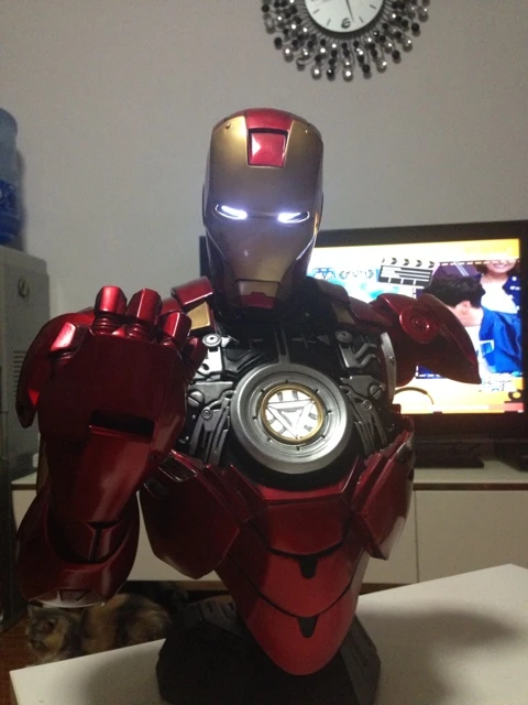 iron man 2 desk toy