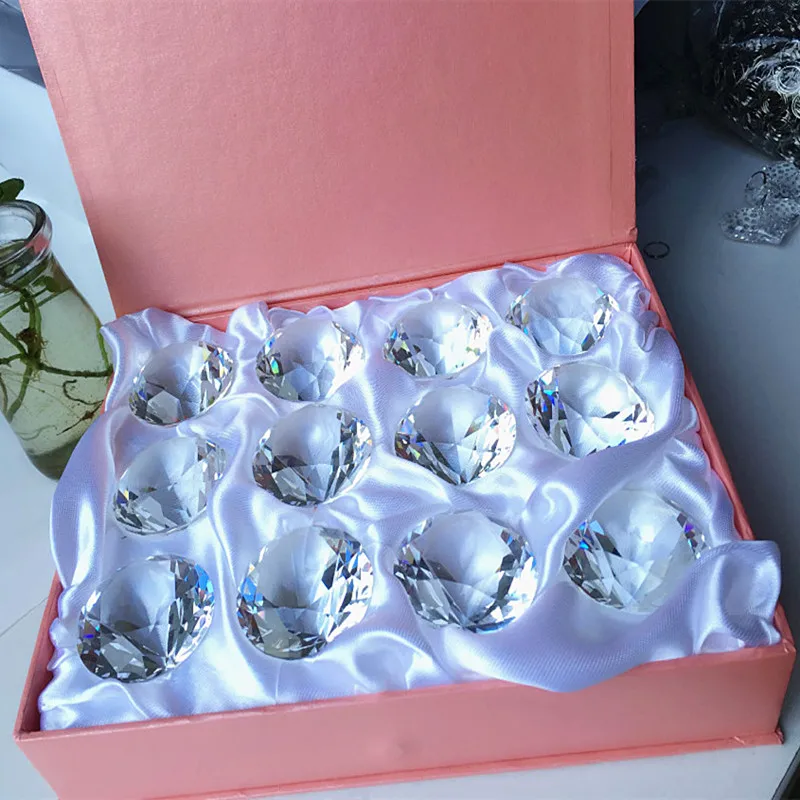 

2019 Fashion 30mm clear 12pcs/lot crystal Glass diamond paperweight For Party Favor happy wedding souvenir households decoration
