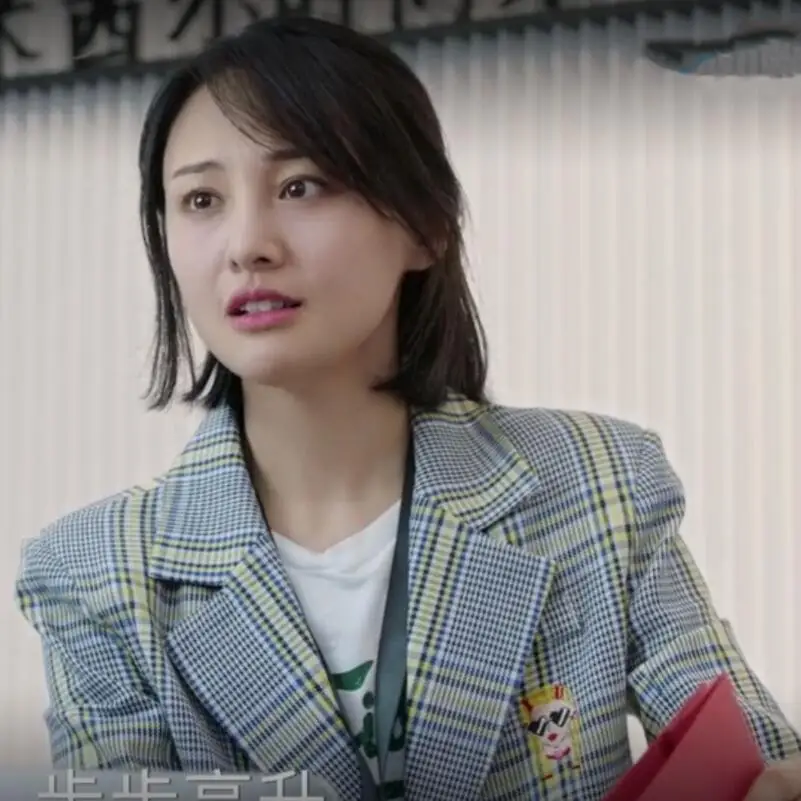 Youth Fight Star's Same Striped Suit Jacket 2019 Spring Women's Suit Thin Loose Small Suit Women Blazers and Jackets Suit Coat