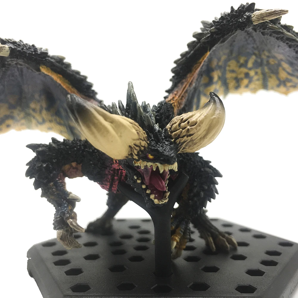 Japan Monster Hunter World Ancient Dragon Model Toy Collectible Monster Figures Action Monster Hunter Game Accessories