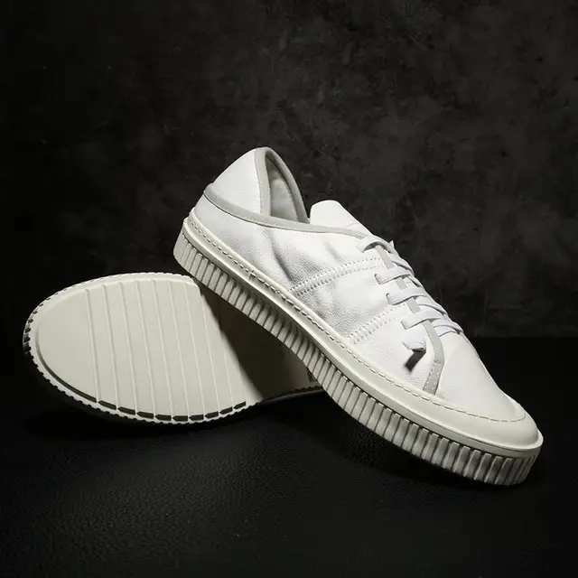 big name in athletic shoes