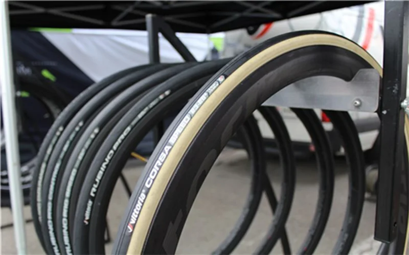 Бескамерная велосипедная шина Vittoria 700x2 3c/25c Fixie пневматическая 700|Велосипедные