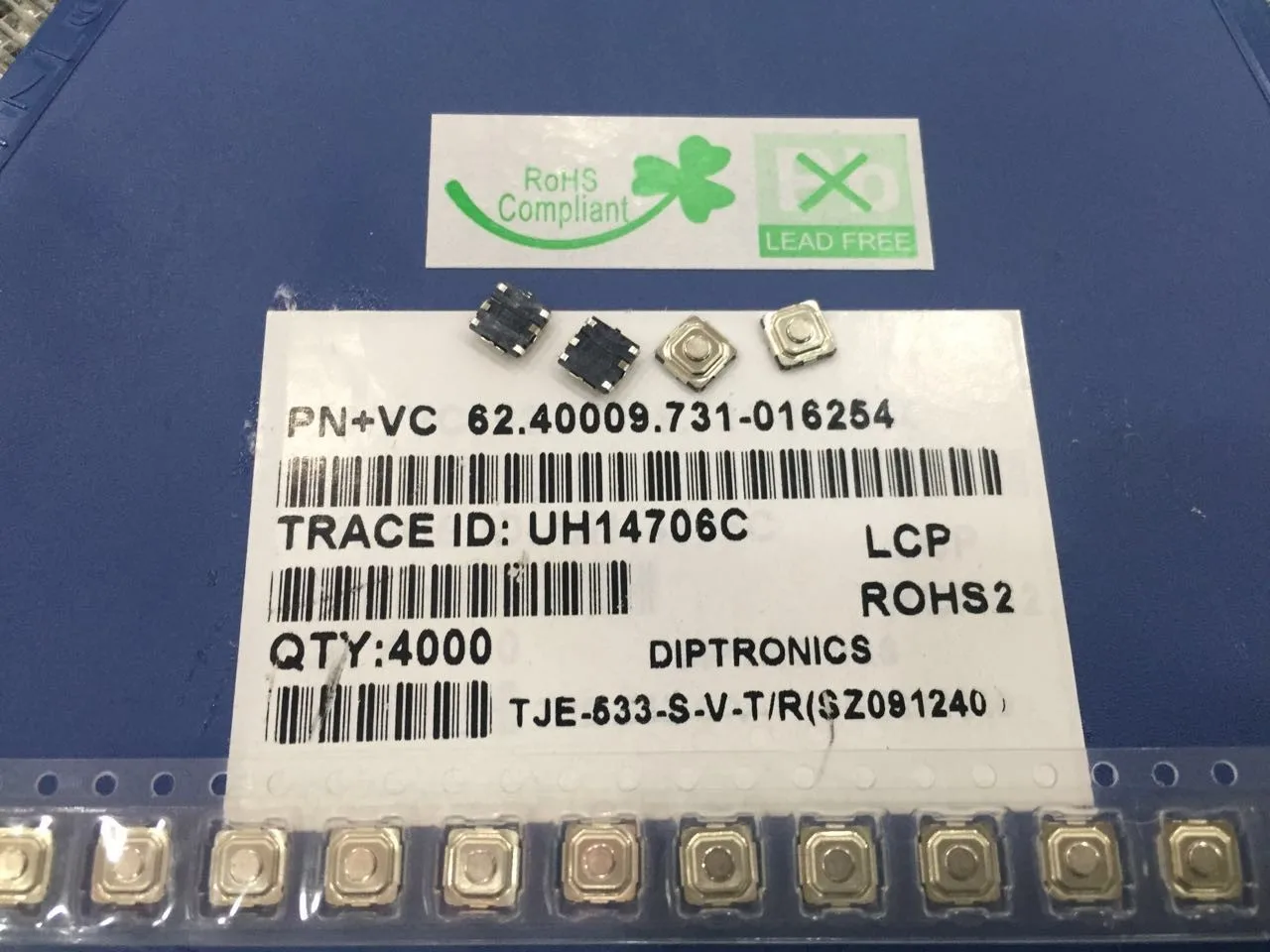 

Taiwan Yuanda DIP TJE-533-S-V-T/R Tact Switch 5.2*5.2*1.5 Patch 4 feet