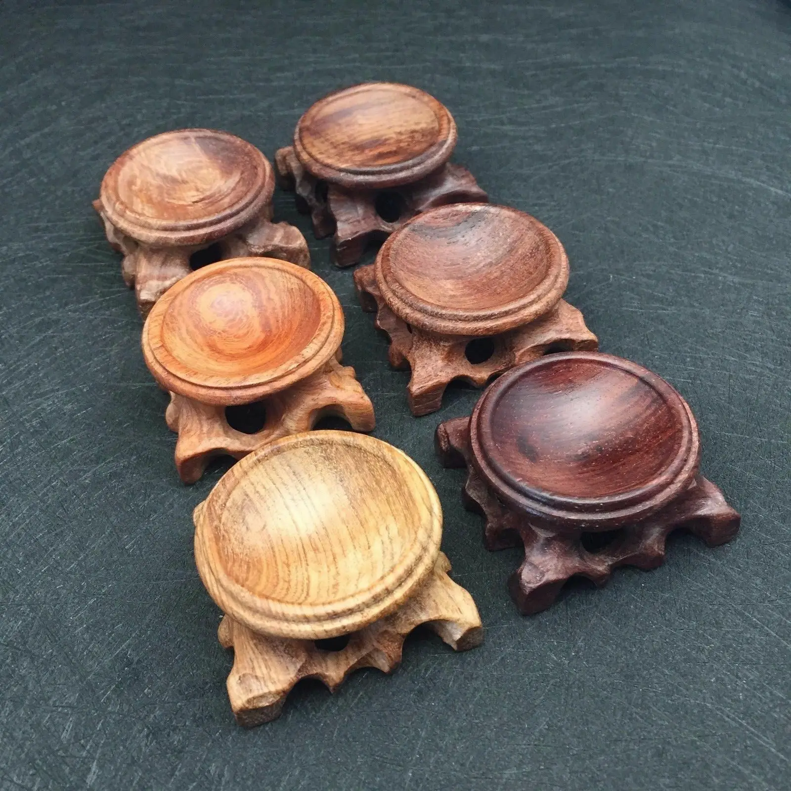 

10pcs Random Wholesale Red Wood Sphere Pedestal Base Crystal Holding Stand
