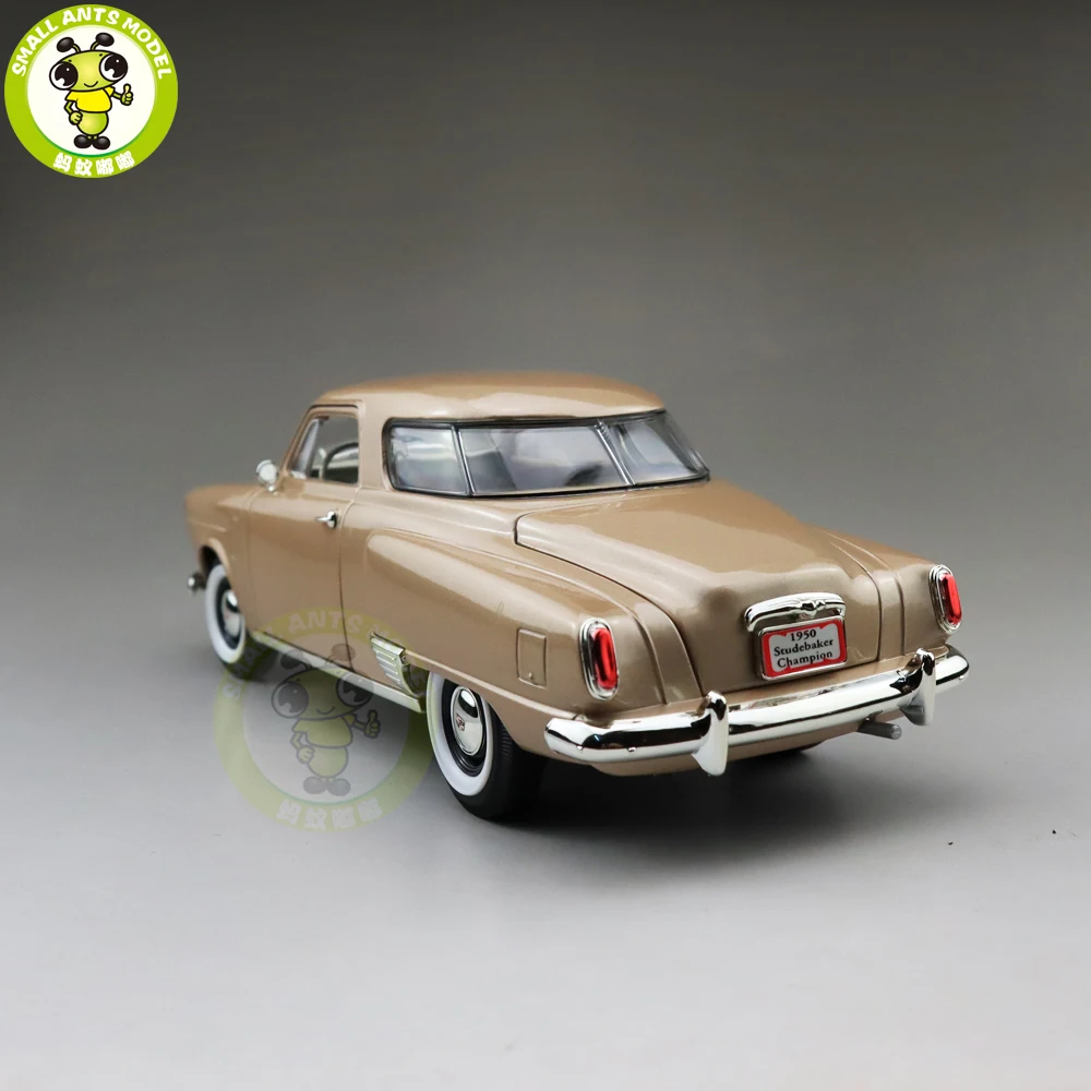 1/18 1950 STUDEBAKER Чемпион дорога Подпись литья под давлением Модель автомобиля игрушки мальчики девочки подарок