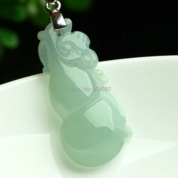 

Genuine natural Burma jade leaves home jade pendant pendant success be born in the Purple Jade Jadeite Pendant