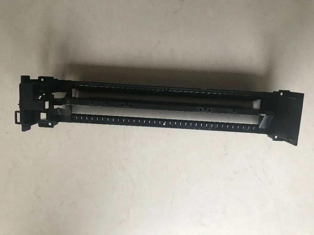 Оригинальный кронштейн (P2) 356D1060219 для Fuji Frontier 550/570 (секция стойки отбеливания) |