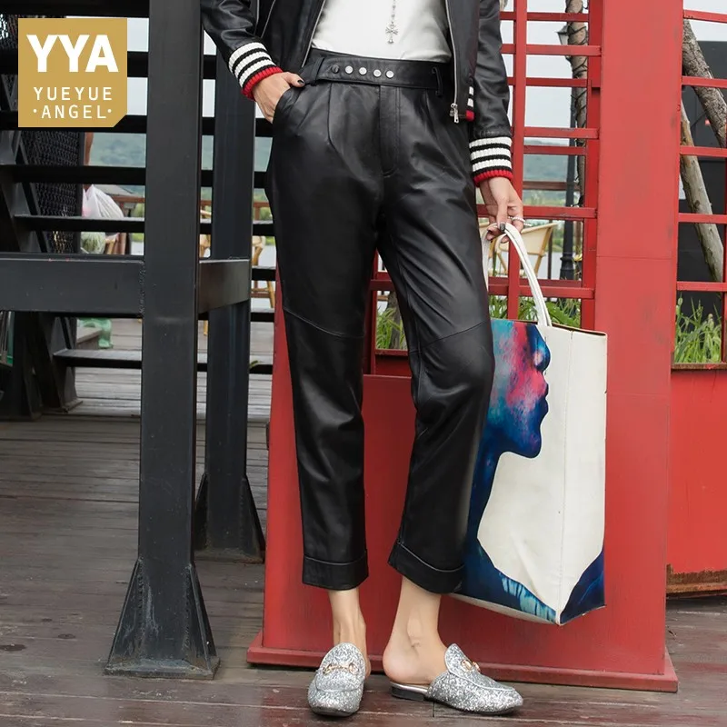 Hoge Qualtiy Lederen Womens Elastische Taille Harembroek Mode Kalf Lengte Klinknagel Schapenvacht Losse Casual Plus Size Broek Hoge Qualtiy Lederen Womens Elastische Taille Harembroek Mode Kalf Lengte Klinknagel Schapenvacht Losse Casual Plus Size Broek