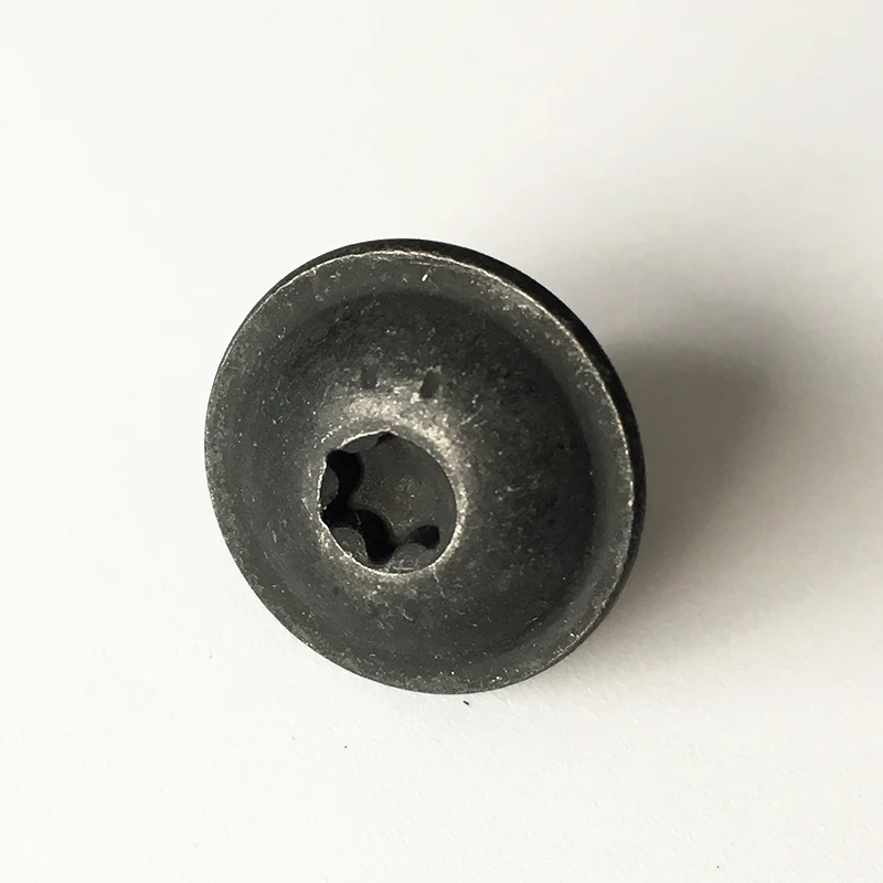 N   909 004 02-2