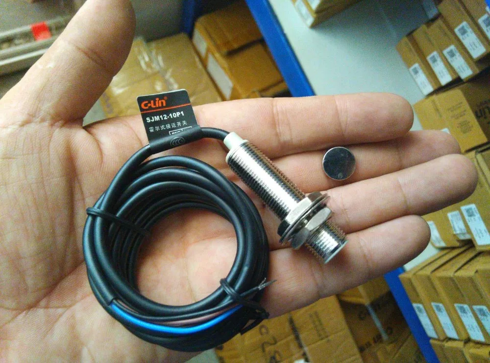 

Brand new original authentic C-Lin SJM12-10P1 DC three-wire PNP normally open Hall-type proximity switch with magnet