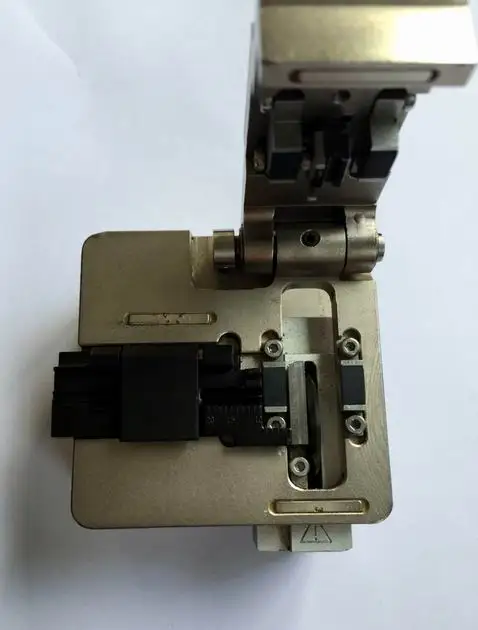 Волоконный держатель DVP FIBER Cleaver 107 105 DVP105/106/107 волоконный держатель|Детали