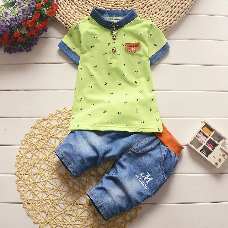 2018 Meninos Verão Conjunto de Roupas de Algodão Listrado Do Bebê Urso ...