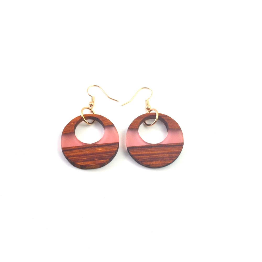 

Retro hand-made earrings, wood resin materials with gifts, fashion girlfriend Gift Earrings