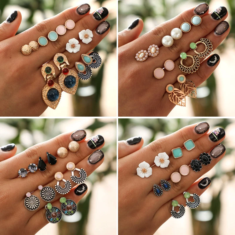 

2019 New Bohemian Korean Stud Pearl Earrings Set For Women Cute Heart Flower Accessories Earings Brincos Elegant Gift Wholesale