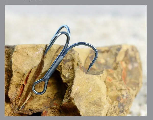 

Fishing Hook 100pc/Lot 2/4/6/8# High Carbon Steel Treble Hooks Fishing Tackle Blue Fish Hook