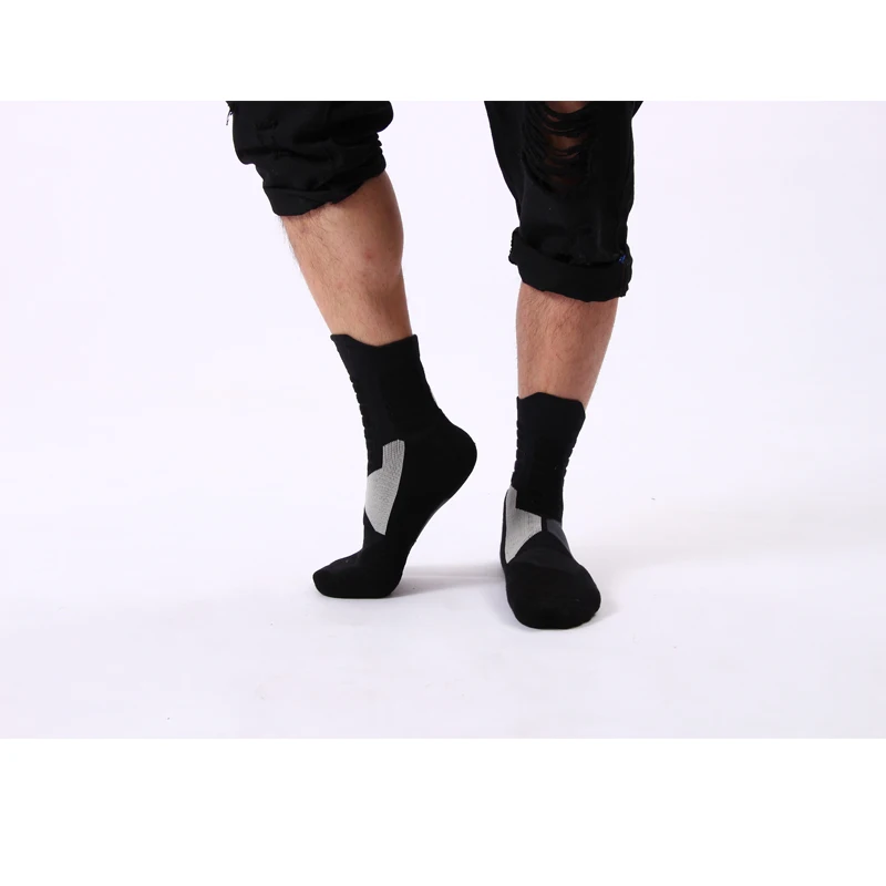 Men's elite professional basketball socks black wear resistant