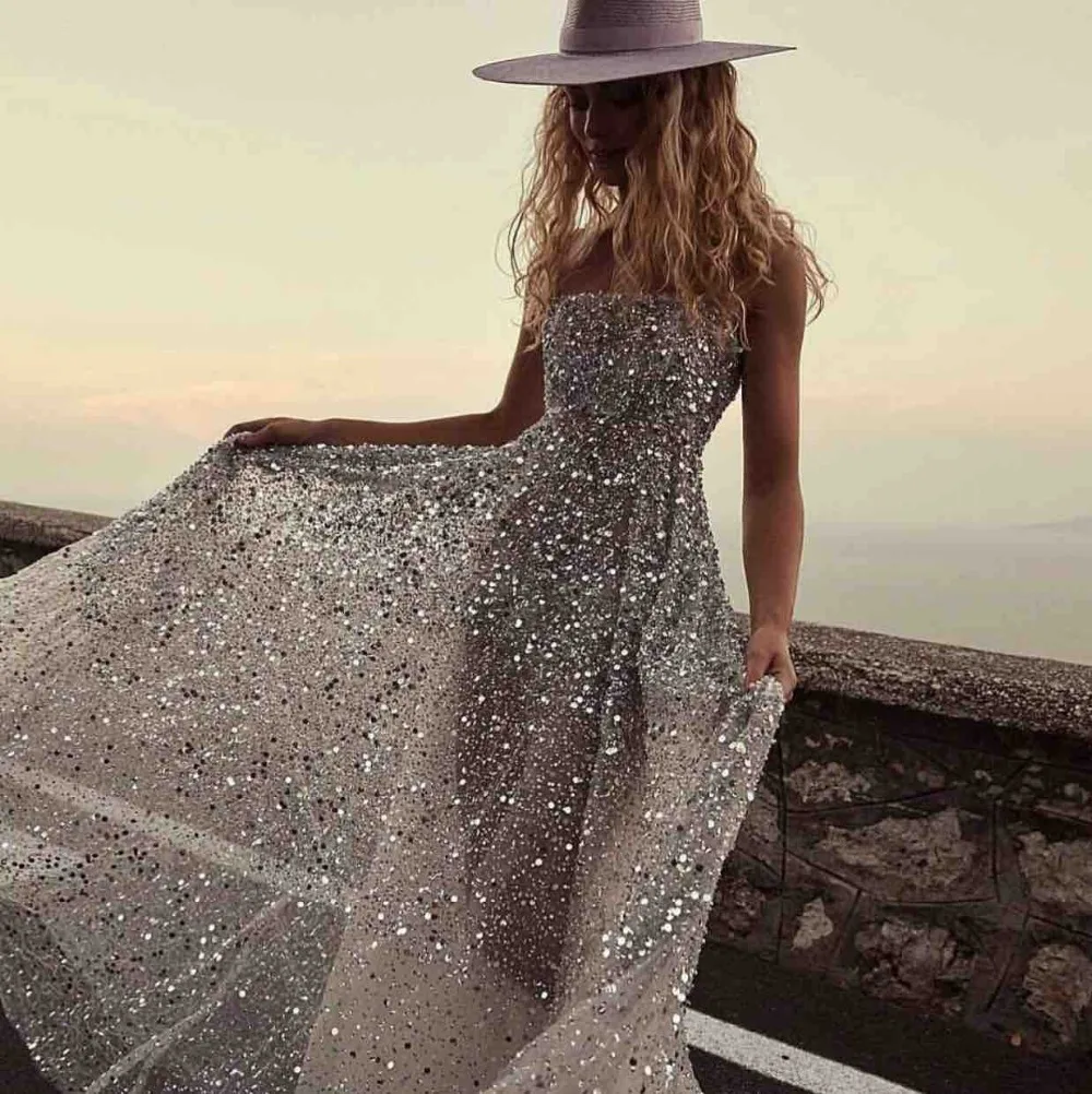 

Customized Strapless Sequin Prom Dress