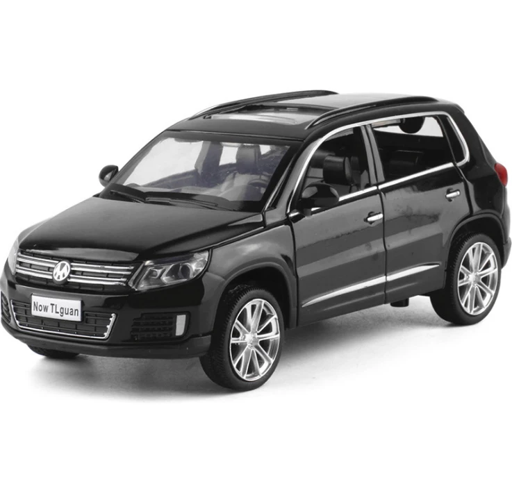 1:32 Tiguan SUV из сплава Игрушечная модель автомобиля музыкальное мигание шесть