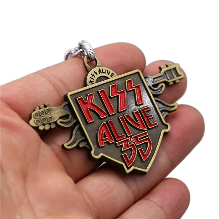 

Kiss Alive 35 Keychain American Rock Band Key Chain 2017 New Key Ring Holder Pendant Chaveiro Jewelry For Fans