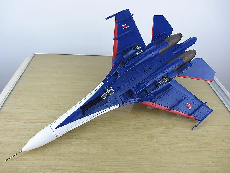 День дождя 1/72 масштаб военная модель игрушки Sukhoi Su-27 Фланкер истребитель русские Рыцари литой металлический самолет модель игрушки