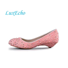 Свадебные туфли на низком каблуке с жемчугом, цвет белый, розовый, вечерние размеры 34-44 для, свадебные туфли-лодочки, женская обувь для выступлений