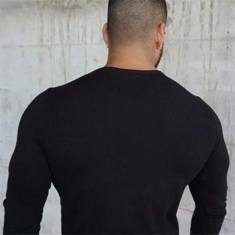 Muscleguys تي شيرت الرجال 2018 الربيع الخريف طويلة الأكمام س الرقبة تي شيرت الرجال العلامة التجارية الملابس أزياء الاثقال العملاق القطن تيز