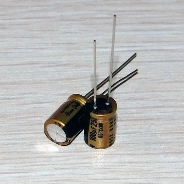

2018 hot sale 10PCS/30PCS new Japanese original nichicon audio electrolytic capacitor FG 100uF/25V free shipping