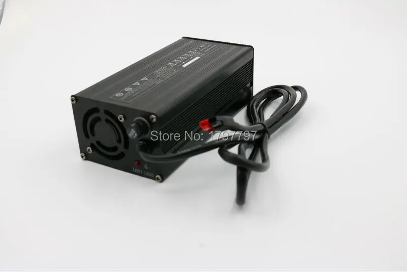 

Lifepo4 Battery Charger 12 Volt 12 Amp for 12v/60ah Ebike Battery Pack