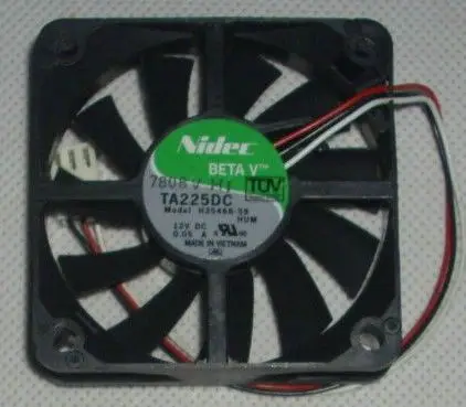 

Nidec 6cm TA225DC H35466-58 6015 12v 0.05a 3wire cooling fan