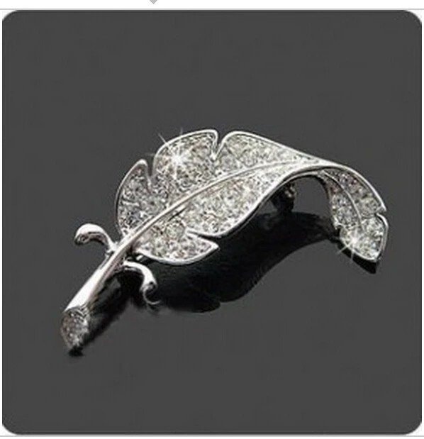 

Fashion Rhinestone Crystal Leaves Brooch Lapel Collar Clip suit Shawl Scarf Female 4XZD18