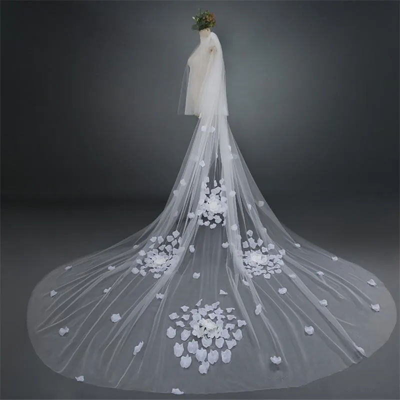 shinning-ivory-3.5-meters-long-train-applique-wedding-bridal-veils-wedding-veils-bridal-accessories-veils-v326021 (7)