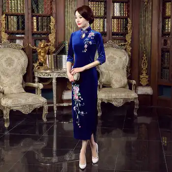 

High Quality Chinese Traditional Cheongsam Female Printing Embroidery Mid Sleeved Embroidered Long Velvet Dress 11JXT0019