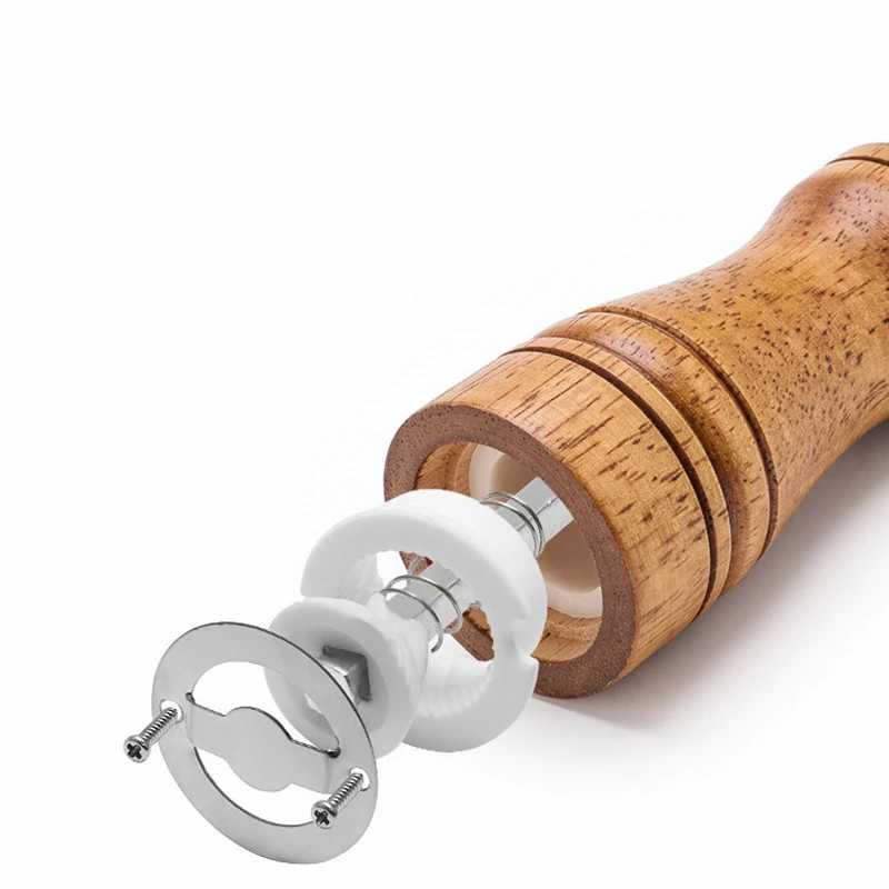 Manual Wooden Kitchen Pepper Grinder 1