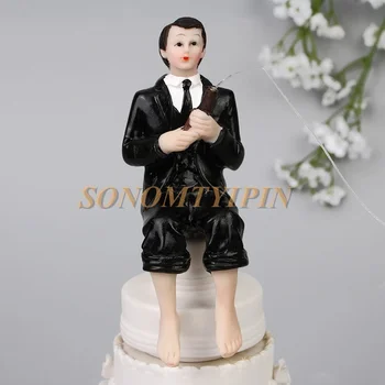 

Cake Decor Resin Romantic Cake Doll Hooked on Love Fishing Groom Catching Bride Funny Engagement Wedding Cake Topper Accessories