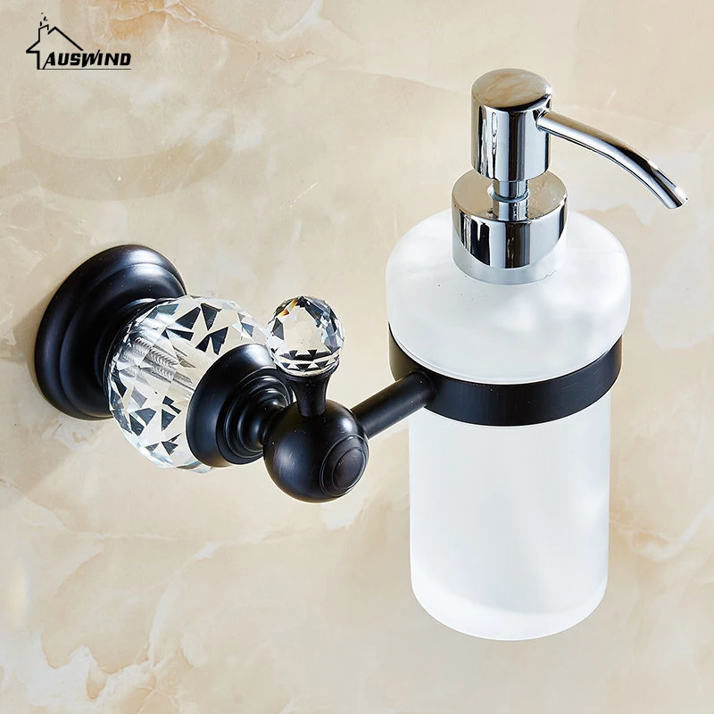Günstige Europa Messing Kristall Flüssigkeit Seife Dispenser Antike Milchglas Behälter Flasche Mit Silber Finish Bad Produkte zy10
