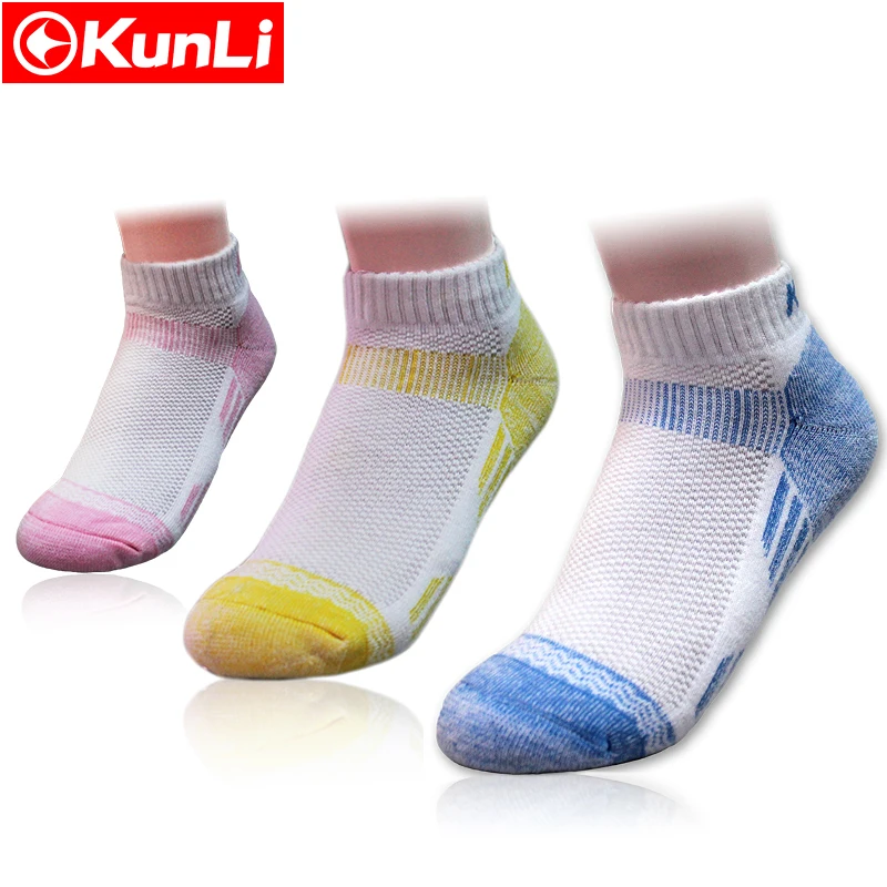 

Kunli Brand women's Socks badminton basketball tennis Socks Quick Dry Breathable Warm Absorb Sweat Antibacterial For 4 Season