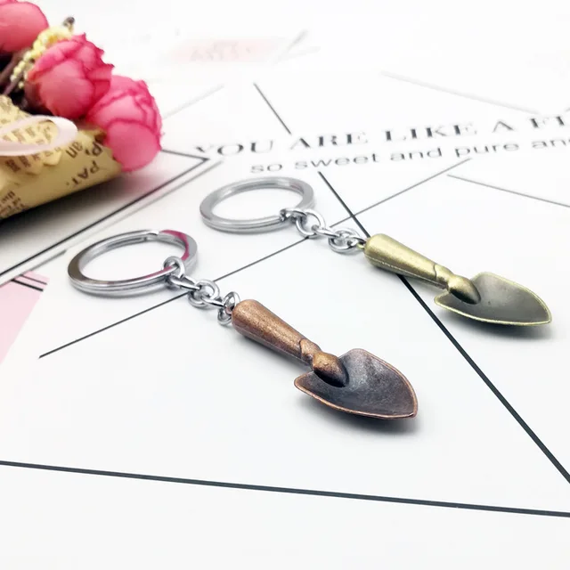 FREE SHIPPING by FEDEX 120pcs/lot Novelty Metal Mini Shovel Keychains Vintage Shovel Keyrings