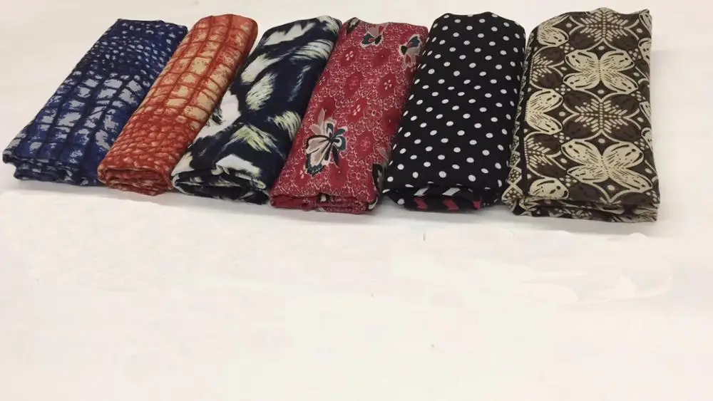 

2019 New Fashion Cotton Geometry Flower Fringe Scarves Shawl Women Beach Hijab Wrap 6 Design Wholesale 10pcs/lot Free Shipping